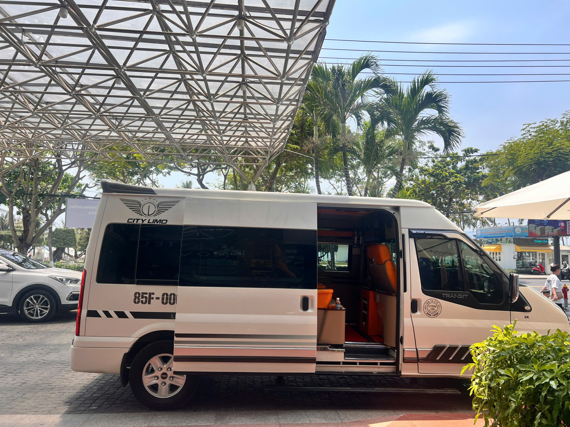 Xe Vĩnh Hy đi sân bay Cam Ranh đặt xe vĩnh hy đi sân bay cam ranh, thuê xe vĩnh hy