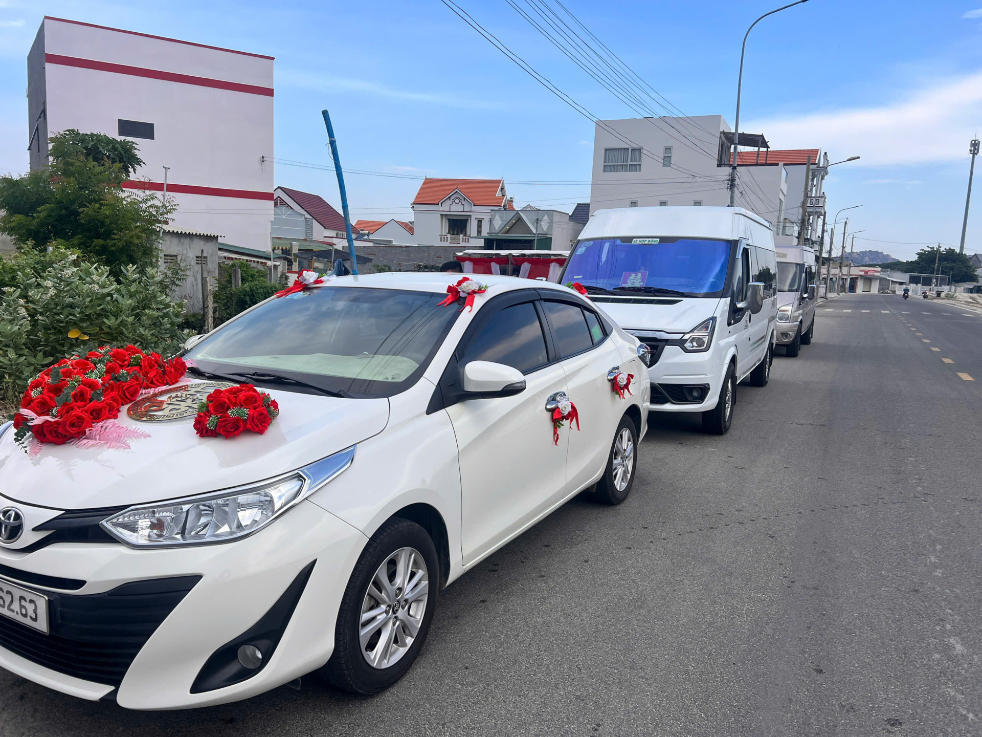 Xe Cưới Vĩnh Hy xe hoa vĩnh hy