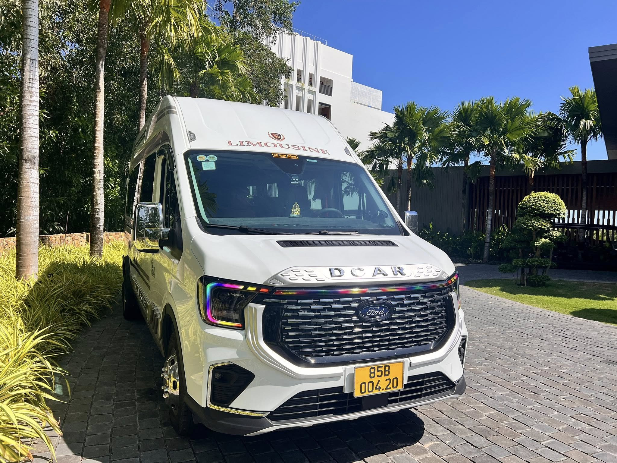 Thuê xe du lịch Vĩnh Hy Thuê xe sân bay Cam Ranh đi Vĩnh Hy nhanh chóng, giá tốt, tài xế tận tâm.