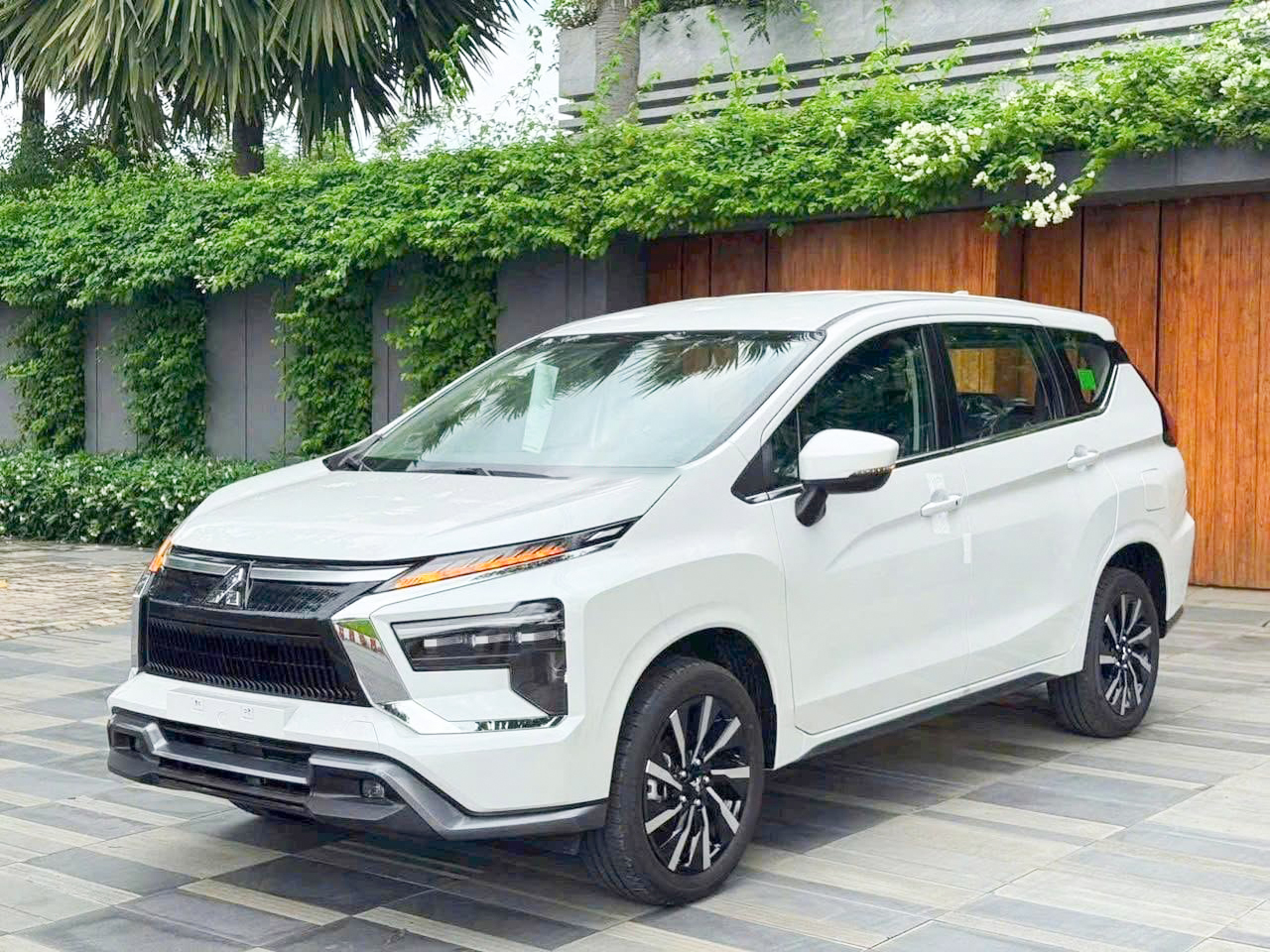 Thuê Xe 7 Chỗ Sân Bay Cam Ranh đi Vĩnh Hy