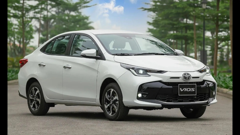 thuê xe 4 chỗ Cam Ranh đi Vĩnh Hy